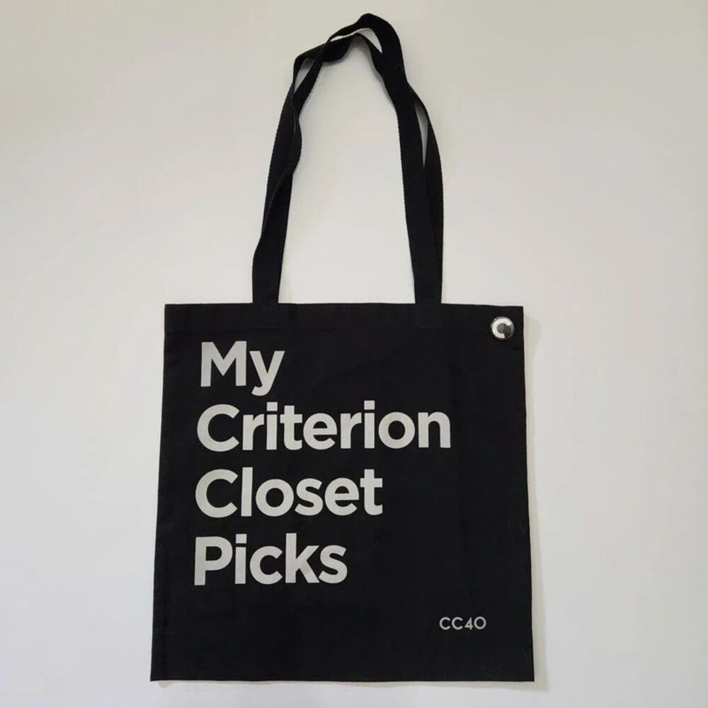 Criterion Closet Tote with Pin